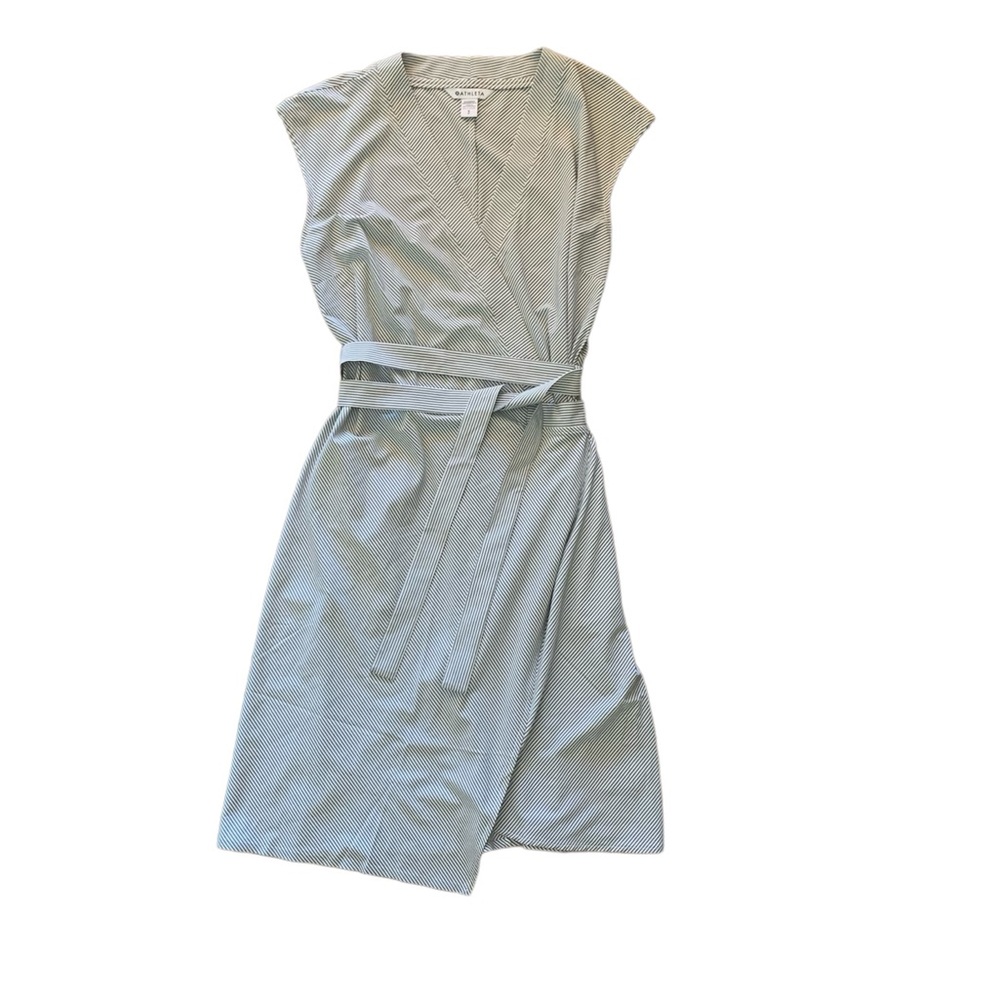 Athleta Newport wrap dress NWOT small